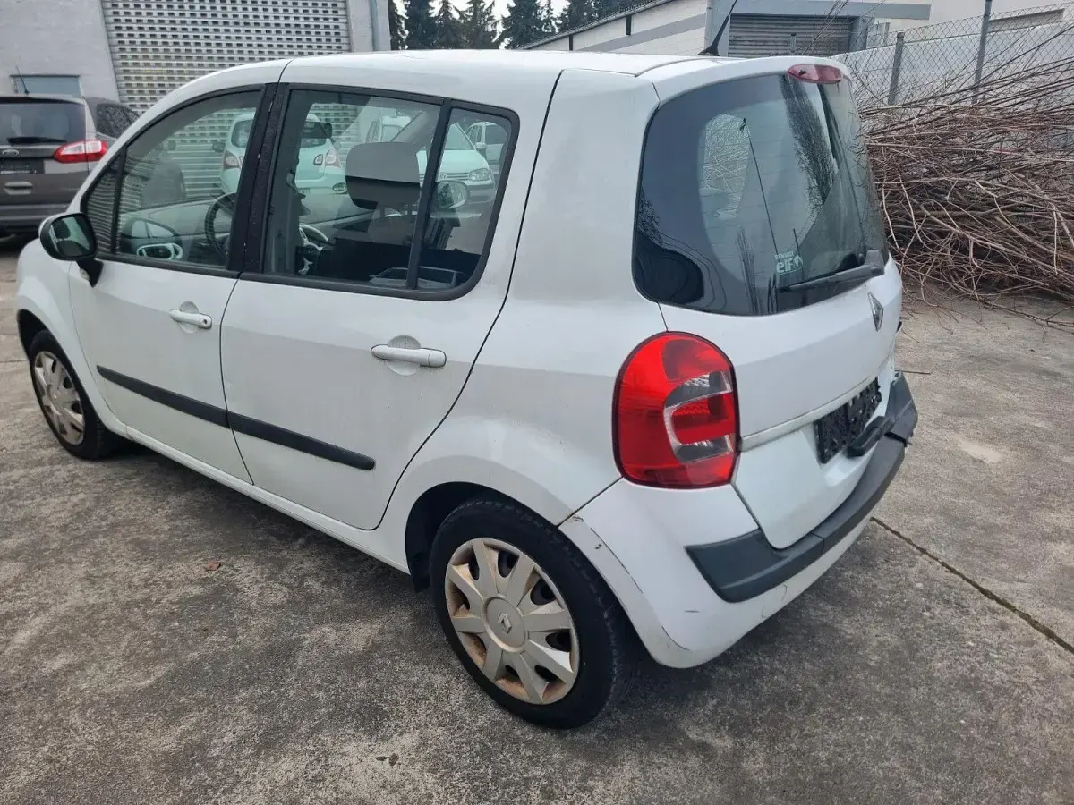 Gebraucht Renault Modus 75 PS (55 kW) 2009 Weiß Van / Kleinbus