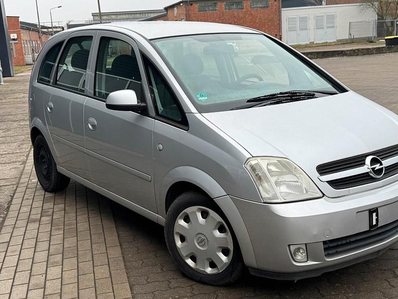 Gebraucht Opel Meriva 80 PS (58 kW) 2006 Silber Van / Kleinbus