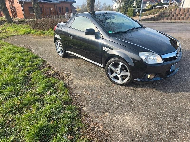 Gebraucht Opel Tigra Edition 90 PS (66 kW) 2009 Schwarz Cabrio