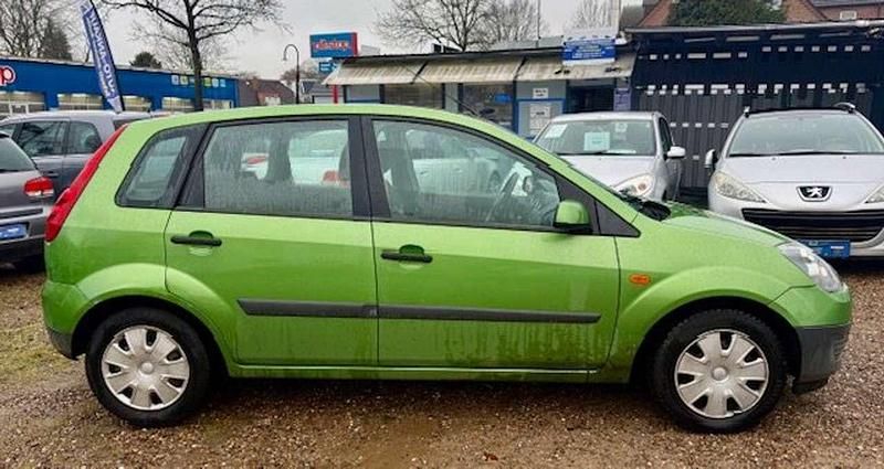 Gebraucht Ford Fiesta 69 PS (50 kW) 2008 Grün Kleinwagen