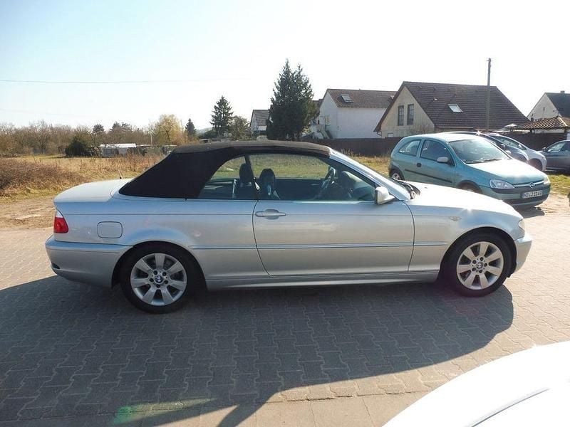 Gebraucht BMW 325 Cabriolet 192 PS (141 kW) 2005 Silber Cabrio