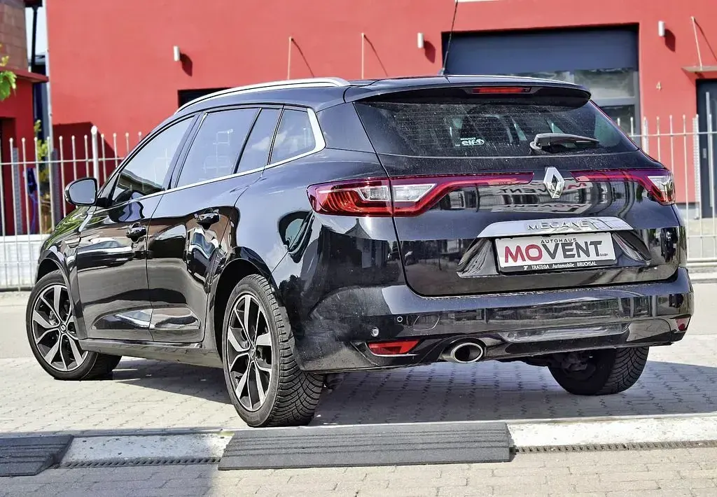 Gebraucht Renault Mégane IV Bose Edition 163 PS (119 kW) 2018 Schwarz Limousine