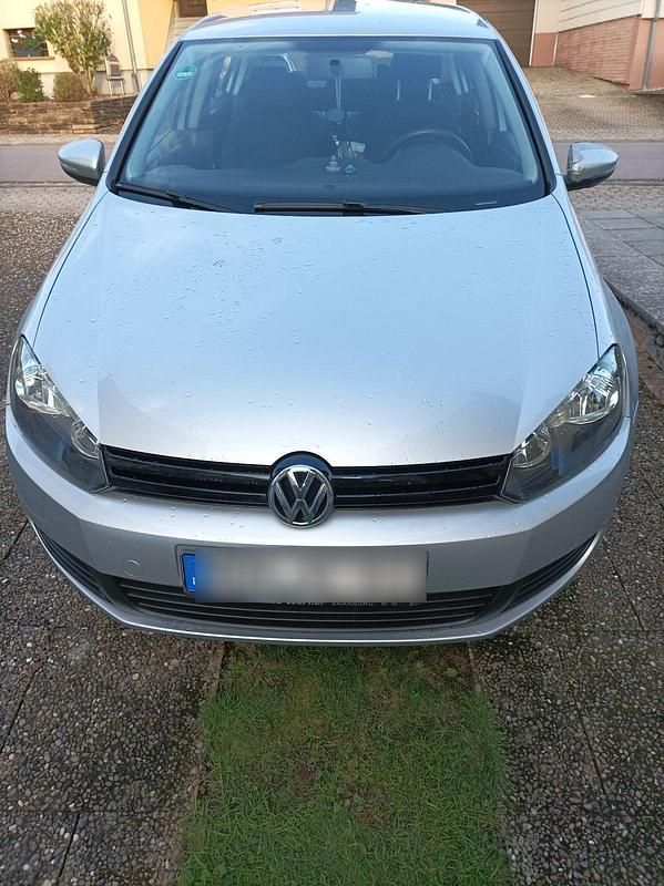 Grau Gebraucht 2009 VW Golf VI Limousine | 3.600 € (Guter Preis) - Bild 1/4