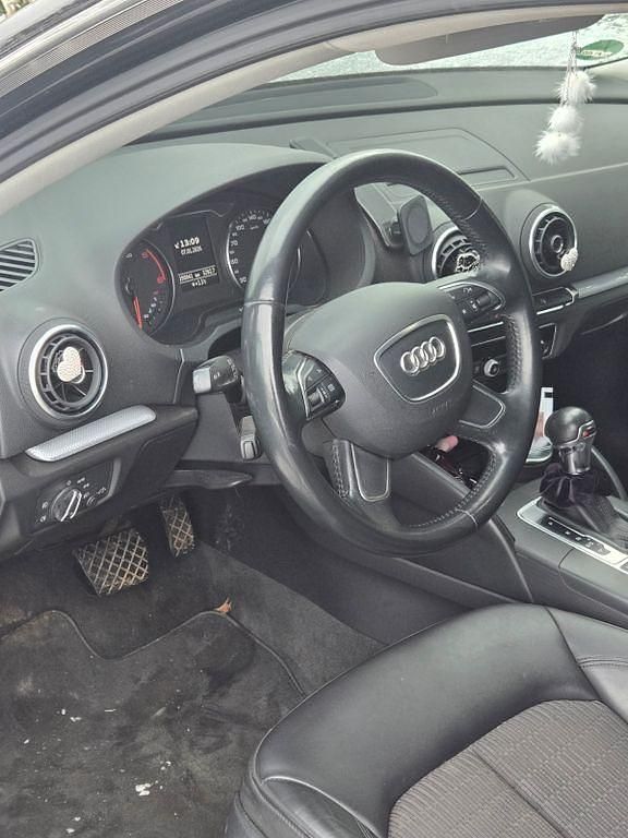 Gebraucht Audi A3 110 PS (80 kW) 2015 Schwarz Limousine