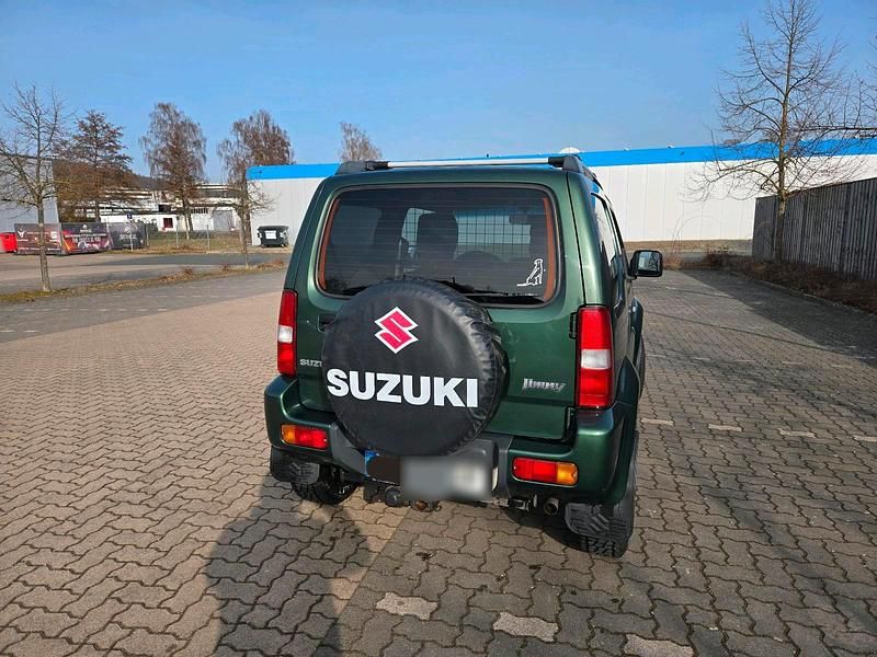 Gebraucht Suzuki Jimny Ranger 86 PS (63 kW) 2013 Grün SUV