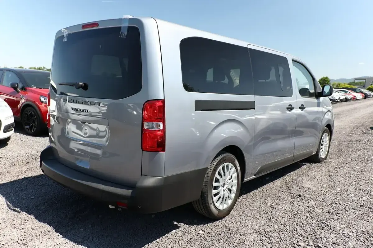 Neu Peugeot Expert 177 PS (130 kW) 2025 Artense grau metallic Van