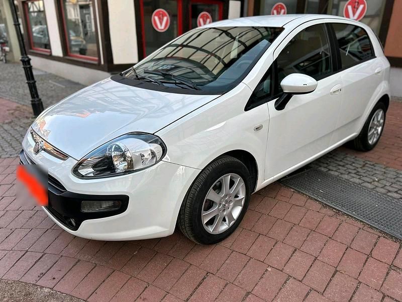 Gebraucht Fiat Punto 80 PS (58 kW) 2009 Weiß Kleinwagen