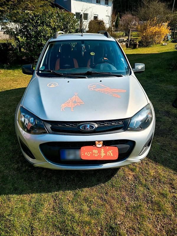 Gebraucht Lada Kalina 87 PS (63 kW) 2016 Silber Kleinwagen