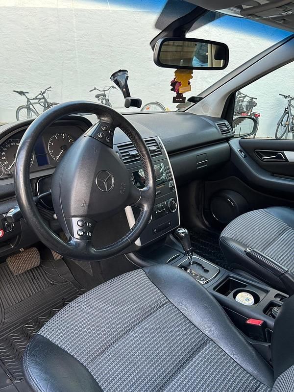 Gebraucht Mercedes 170 116 PS (85 kW) 2007 Blau Kombi