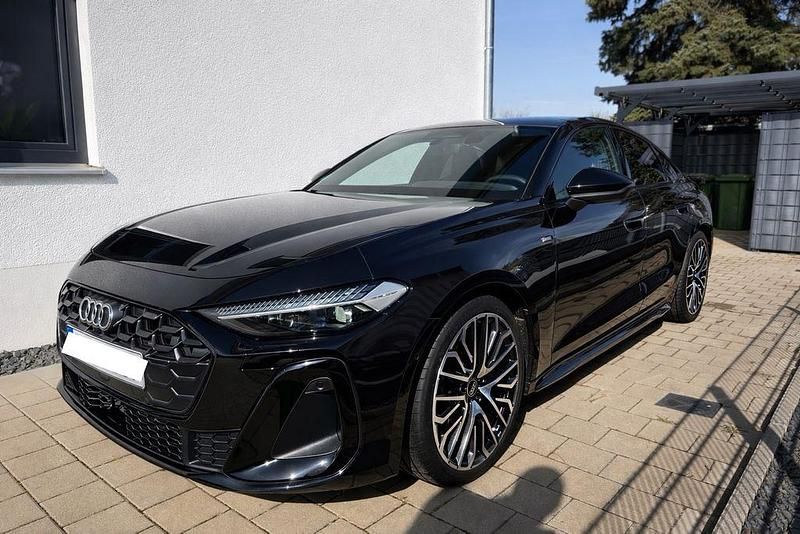 Gebraucht Audi A5 S-Line 204 PS (150 kW) 2024 Schwarz Limousine