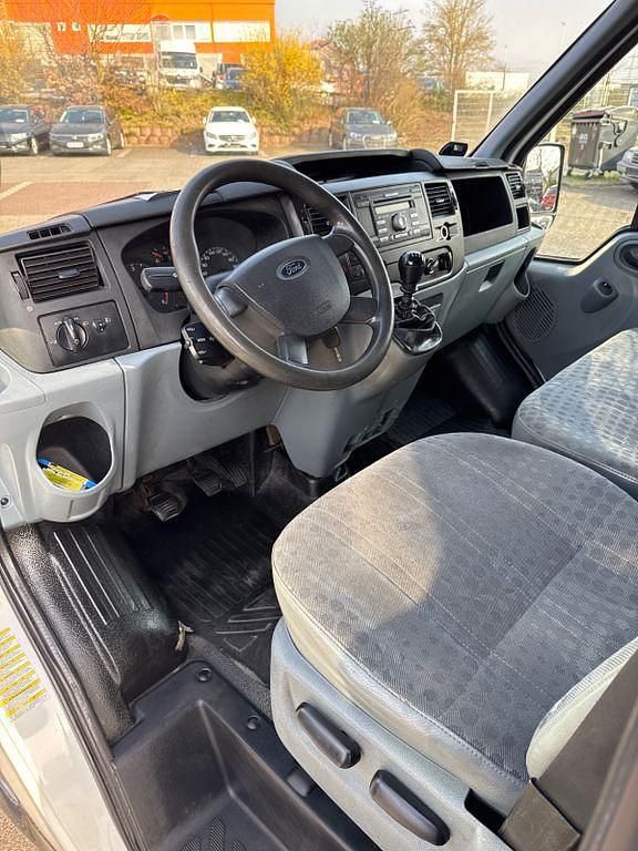 Gebraucht Ford Tourneo 101 PS (74 kW) 2012 Schwarz Van / Kleinbus