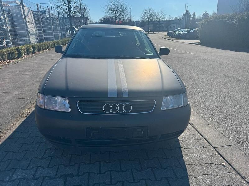 Gebraucht Audi A3 90 PS (66 kW) 1997 Schwarz Kleinwagen