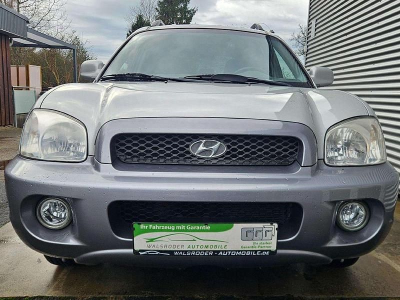Smart silver+medium Gebraucht 2004 Hyundai Santa Fe Edition+ SUV | 4.190 € (Fairer Preis) - Bild 1/4
