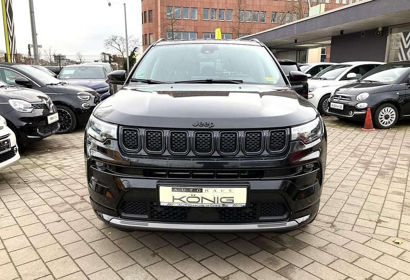 Gebraucht Jeep Compass Night Eagle 131 PS (96 kW) 2023 Solidblack SUV