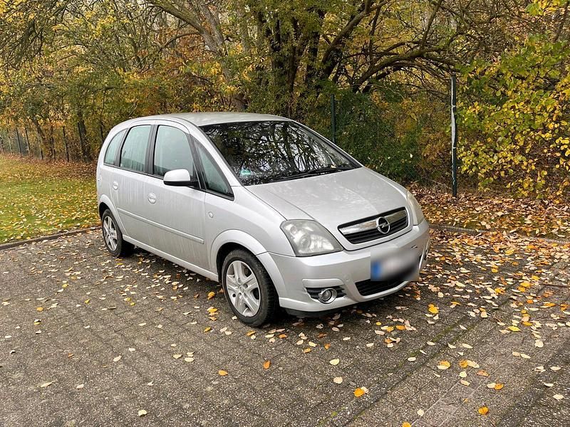 Gebraucht Opel Meriva 125 PS (91 kW) 2009 Silber Van / Kleinbus