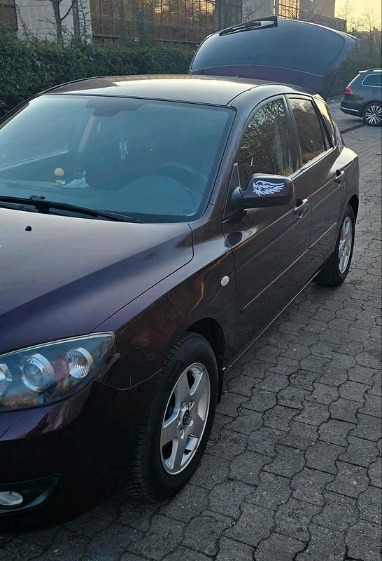 Gebraucht Mazda 3 105 PS (77 kW) 2007 Violet Kleinwagen