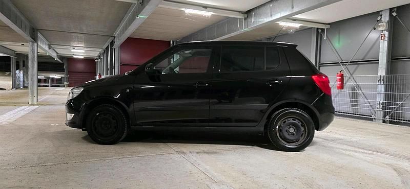 Gebraucht Skoda Fabia 60 PS (44 kW) 2010 Schwarz Kleinwagen