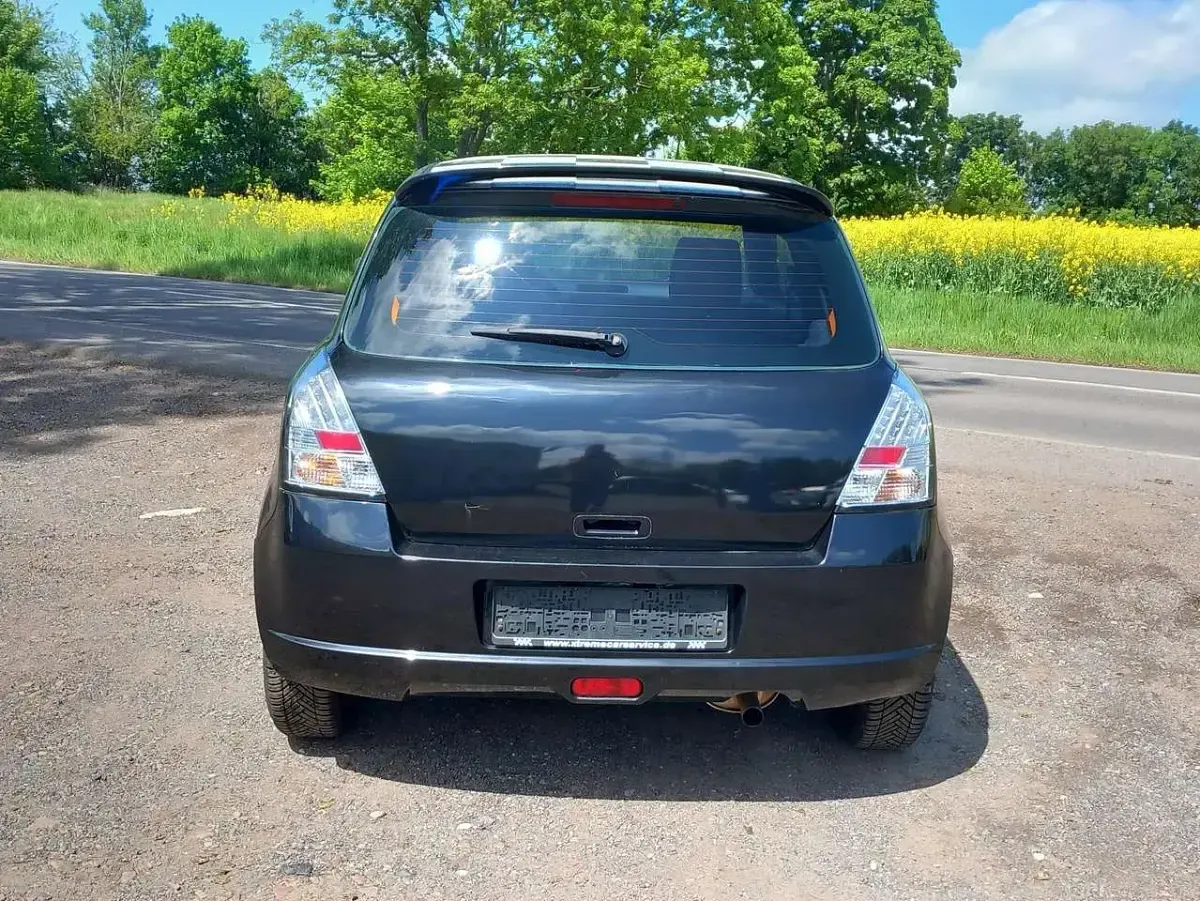 Gebraucht Suzuki Swift Comfort+ 92 PS (67 kW) 2007 Schwarz Kleinwagen