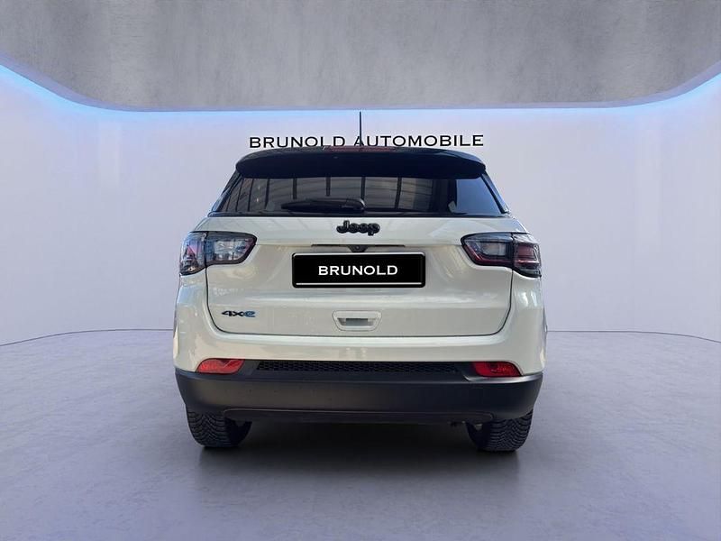 Second-hand Jeep Compass 190 CP (139 kW) 2022 Alb SUV