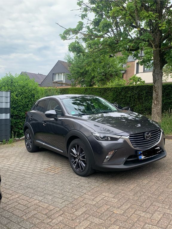 Grau Gebraucht 2018 Mazda CX-3 Sports-Line SUV | 16.400 € (Guter Preis) - Bild 1/4