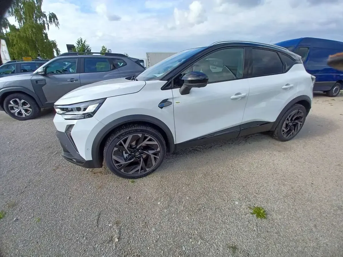 Gebraucht Renault Captur Esprit Alpine 158 PS (116 kW) 2025 Weiss qnc+schwarz gne SUV