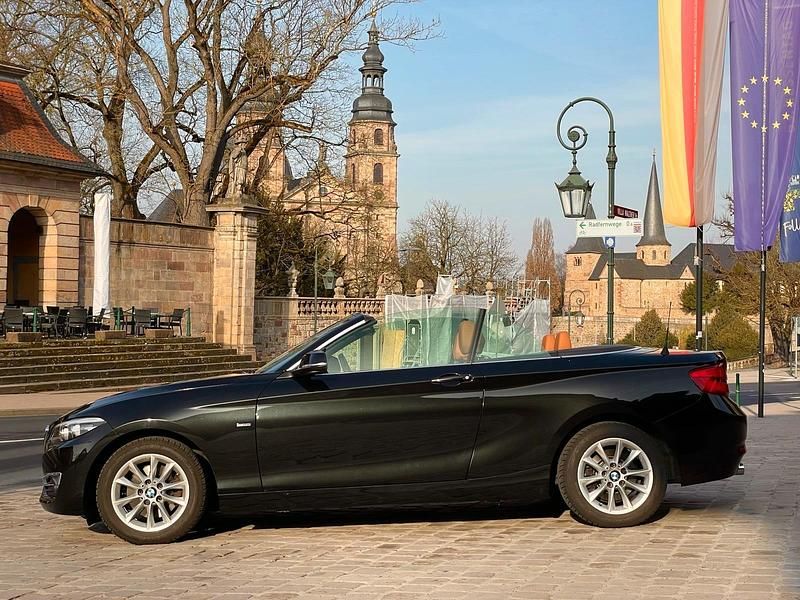 Gebraucht BMW 220 Luxury Line 184 PS (135 kW) 2017 Schwarz Cabrio