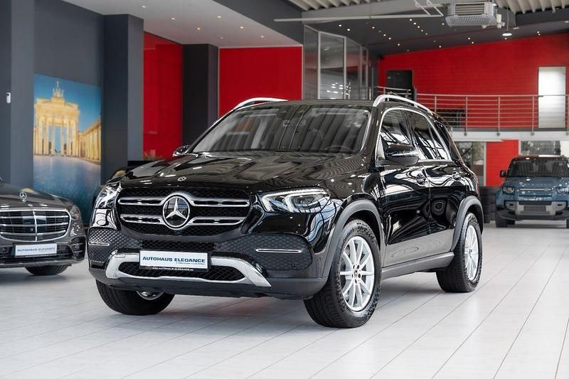 Obsidianschwarz Gebraucht 2022 Mercedes GLE350 SUV | 48.980 € - Bild 1/4
