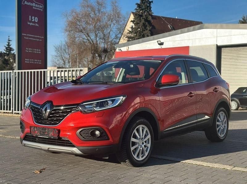 Rot Gebraucht 2020 Renault Kadjar LIMITED SUV | 14.990 € (Fairer Preis) - Bild 1/4