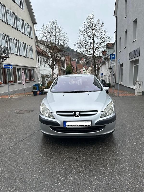 Gebraucht Peugeot 307 109 PS (80 kW) 2002 Silber Kleinwagen