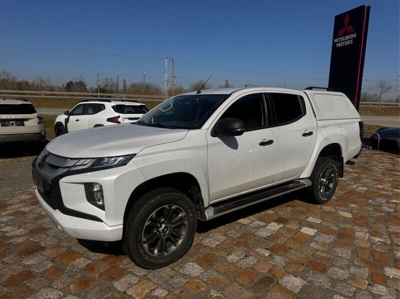 Weiß Gebraucht 2022 Mitsubishi L200 Select Abholung | 34.990 € (Fairer Preis) - Bild 1/4