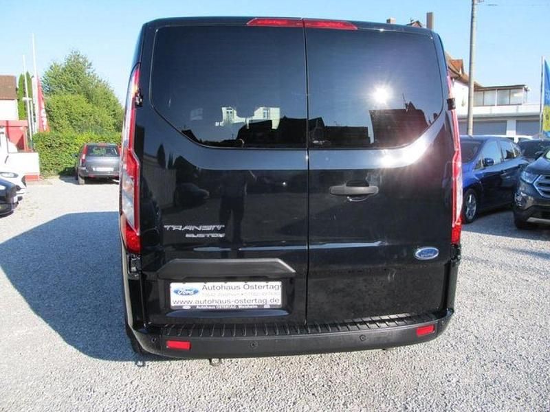 Gebraucht Ford Transit Custom Trend 131 PS (96 kW) 2020 Iridiumschwarz Kombi