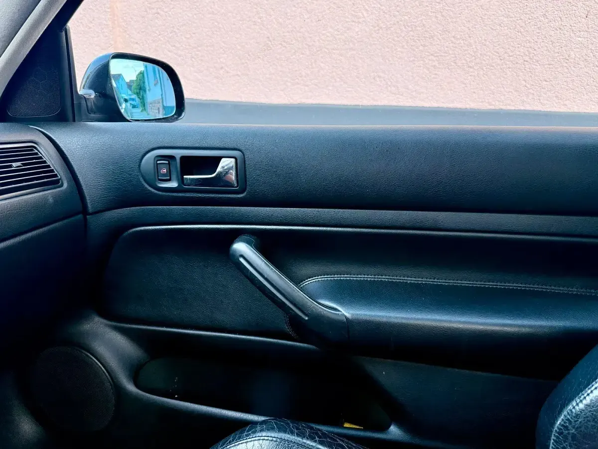 Gebraucht VW Golf IV 2004 Schwarz Kleinwagen