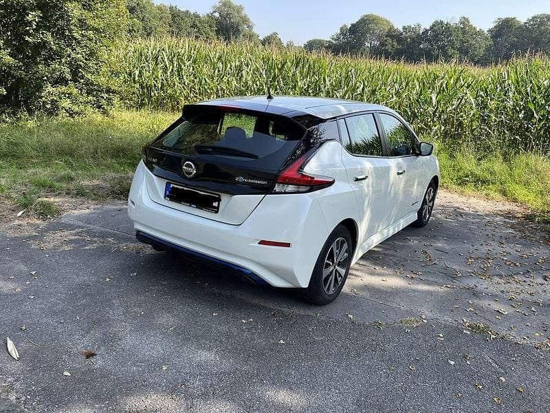 Occasion Nissan Leaf Acenta 110 kW (150 ch) 2022 Citadine