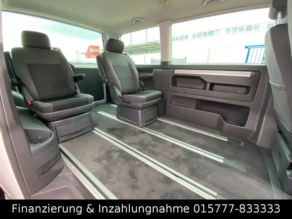 Gebraucht VW Multivan 140 PS (102 kW) 2013 Weiß Van / Kleinbus