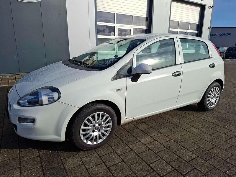 Gebraucht Fiat Punto Mystyle 69 PS (50 kW) 2017 Colore esterno (bianco divino) Kleinwagen