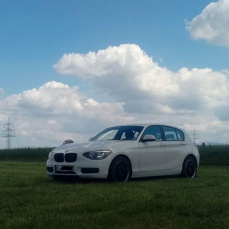 Weiß Gebraucht 2013 BMW 116 Kleinwagen | 7.800 € (Fairer Preis) - Bild 1/4