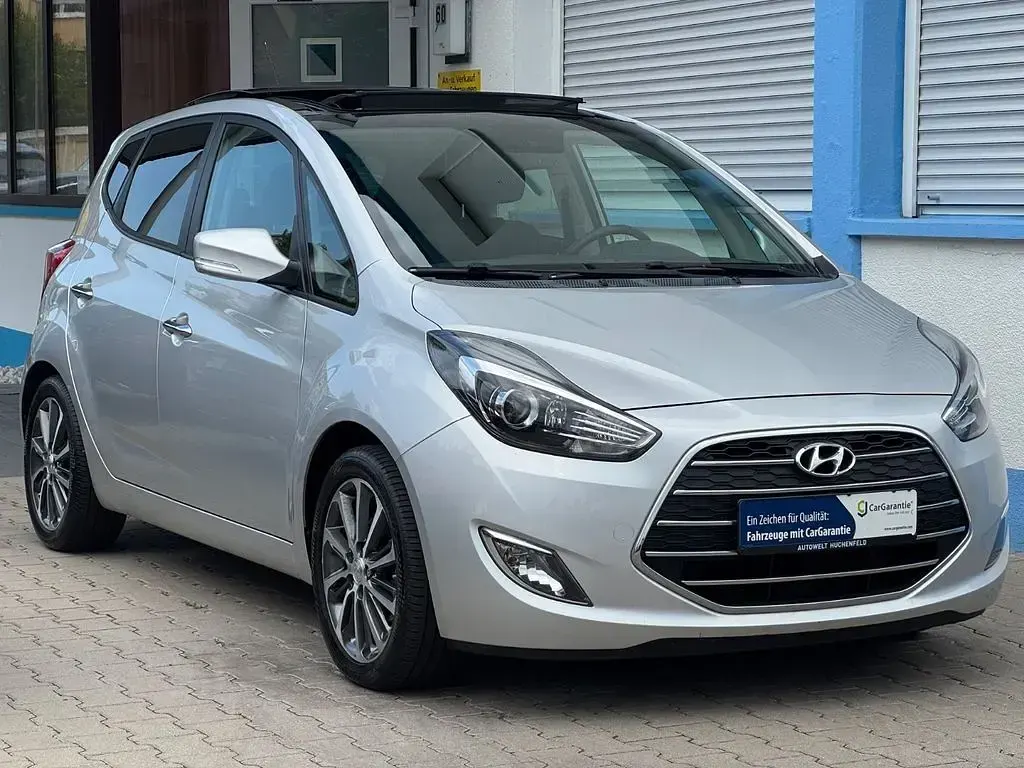 Gebraucht Hyundai ix20 YES! 125 PS (91 kW) 2017 Silber Kleinwagen