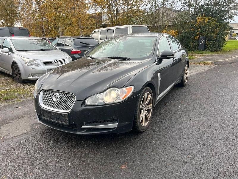 Gebraucht 2009 Jaguar XF Luxury Limousine | 4.000 € - Bild 1/4