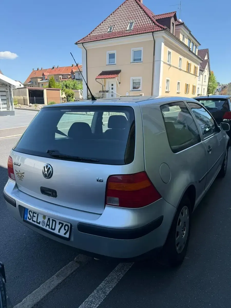 Używany VW Golf IV 101 KM (74 kW) 2000 Szary Hatchback