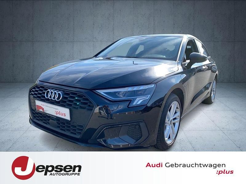 Mythosschwarz metallic Gebraucht 2022 Audi A3 Sportback e-tron Sport Limousine | 24.790 € (Fairer Preis) - Bild 1/4