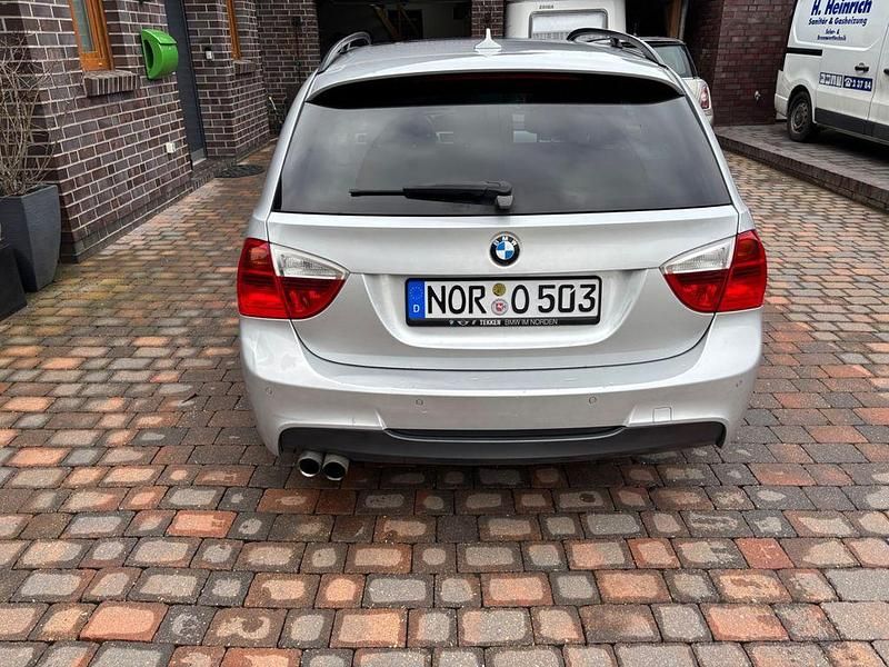 Gebraucht BMW 330 Performance 231 PS (169 kW) 2007 Silber Kombi