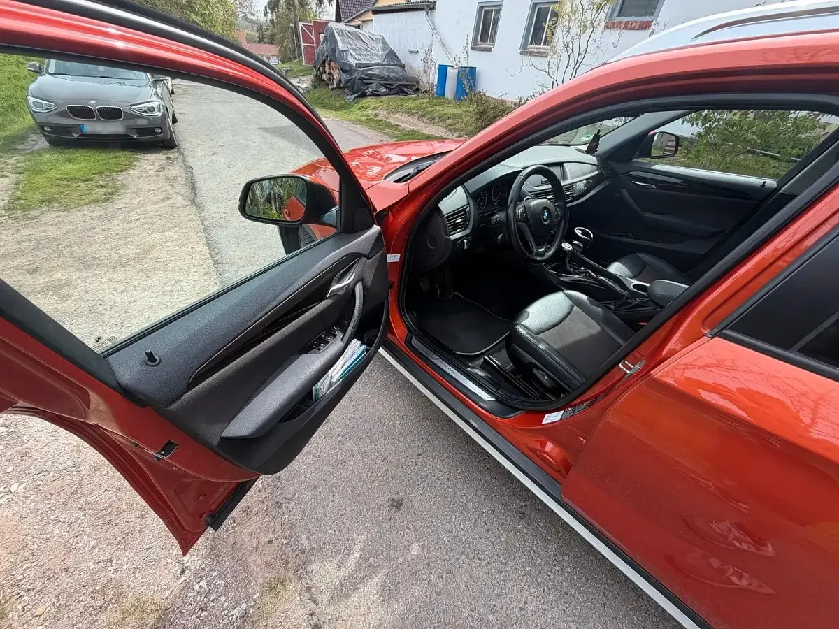 Gebraucht BMW X1 143 PS (105 kW) 2013 Orange SUV
