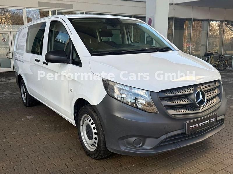 Gebraucht Mercedes Vito 102 PS (75 kW) 2024 Arktikweiss Van