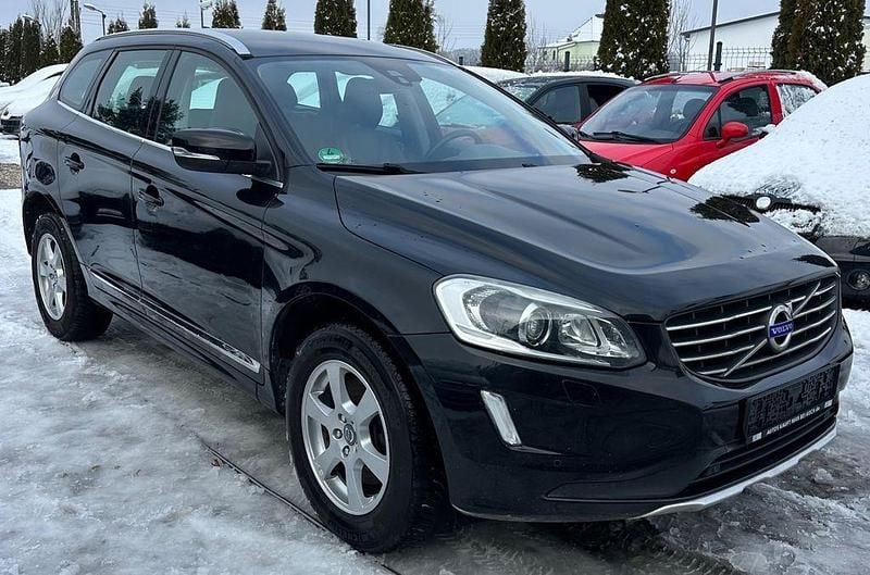 Schwarz Gebraucht 2015 Volvo XC60 Summum SUV | 8.990 € (Guter Preis) - Bild 1/4