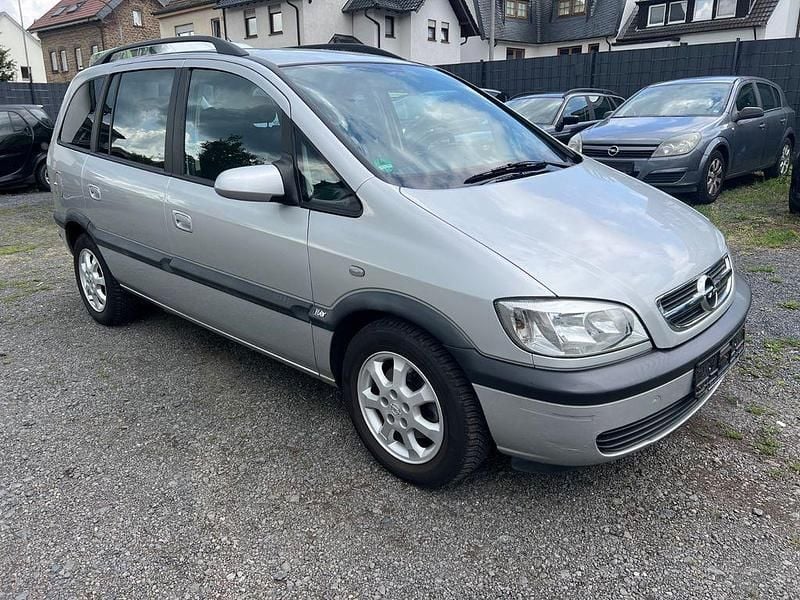 Silber Gebraucht 2005 Opel Zafira Njoy Van / Kleinbus | 2.500 € (Fairer Preis) - Bild 1/4