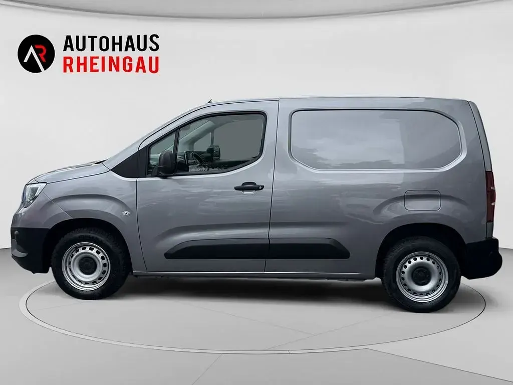 Gebraucht Opel Combo Life Edition 110 PS (80 kW) 2021 Kontrast grau/quarz silber Kombi