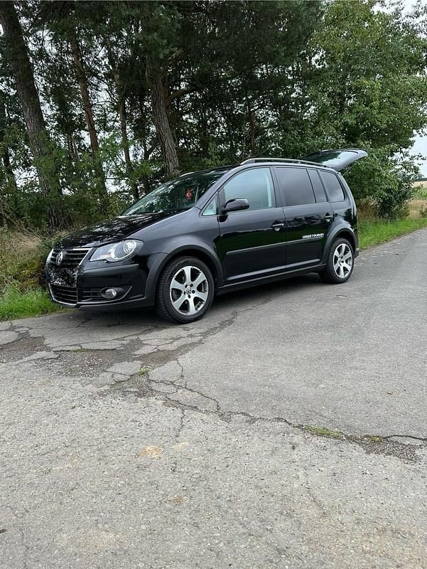 Gebraucht VW Touran Cross 140 PS (102 kW) 2008 Schwarz Van / Kleinbus