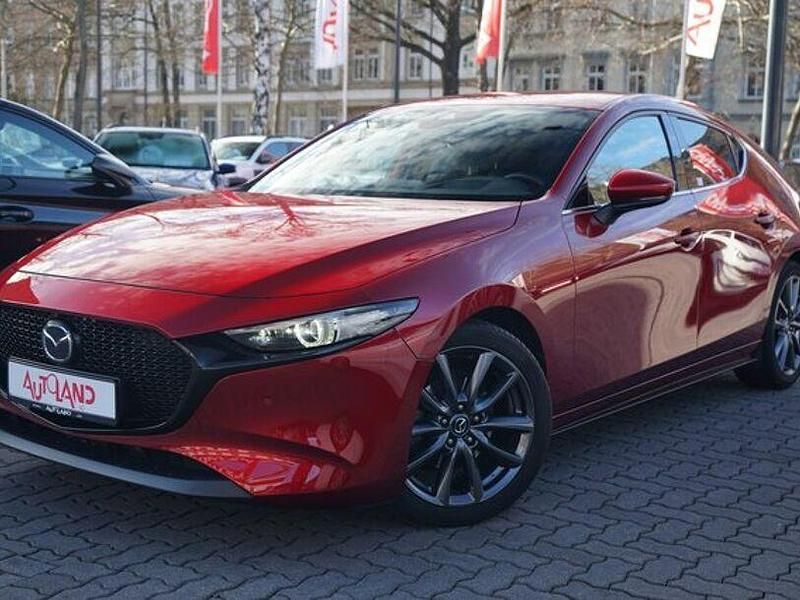 Gebraucht Mazda 3 Selection 122 PS (89 kW) 2019 Rot Limousine