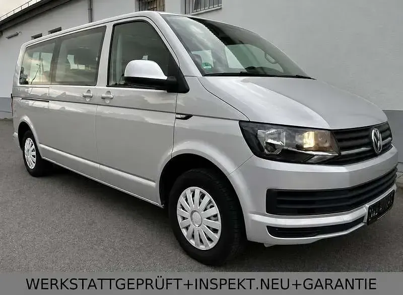 Gebraucht VW Multivan 150 PS (110 kW) 2019 Grau Van / Kleinbus