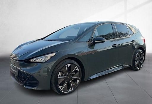 Neu Cupra Born VZ2 239 kW (326 PS) 2026 Dark forest metallic Kleinwagen